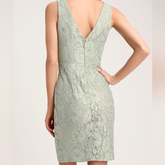 Lulus Dresses & Skirts - NWT SOLD OUT Lulu's Dress